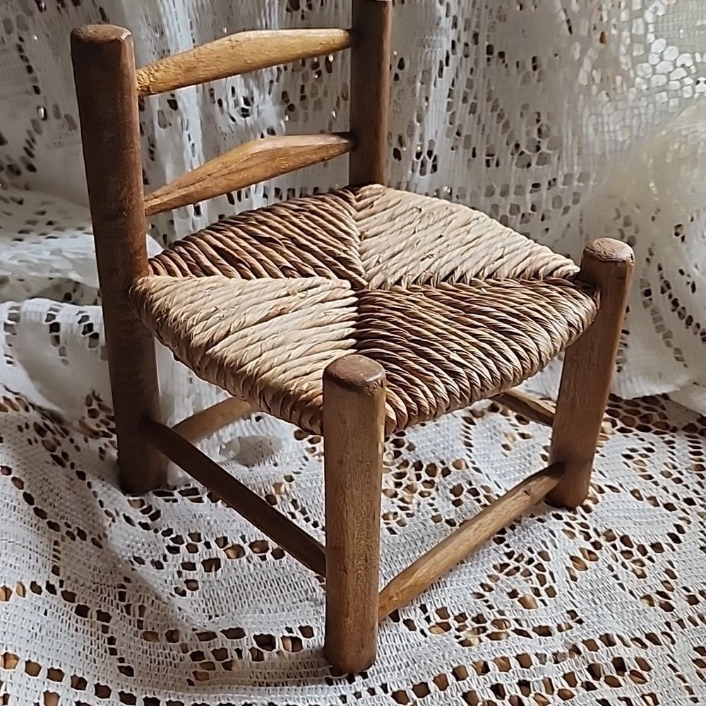 Vintage Rush & Wood Chair